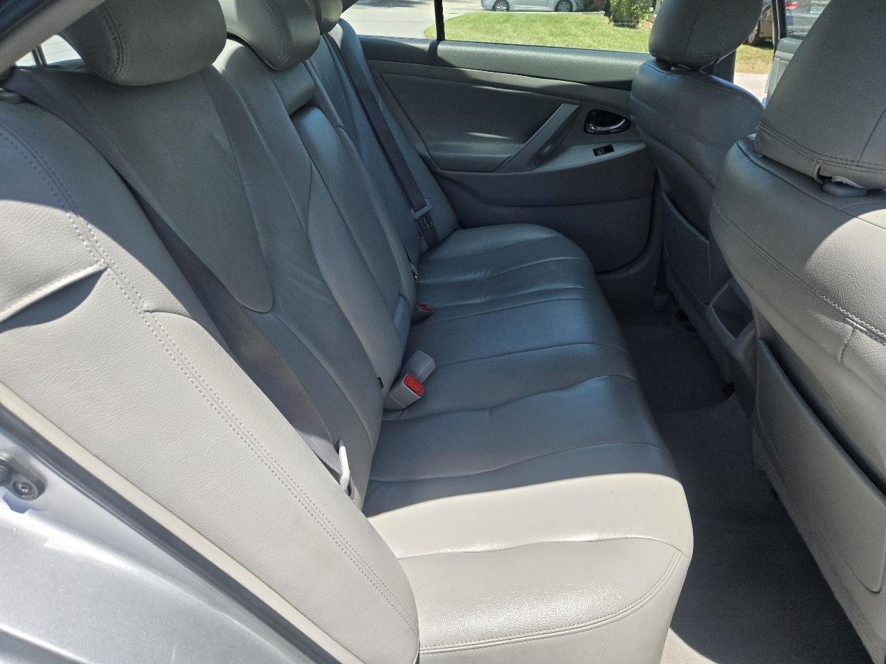 Toyota Camry 2014.5 4dr Sdn I4 Auto LE (Natl) 2009