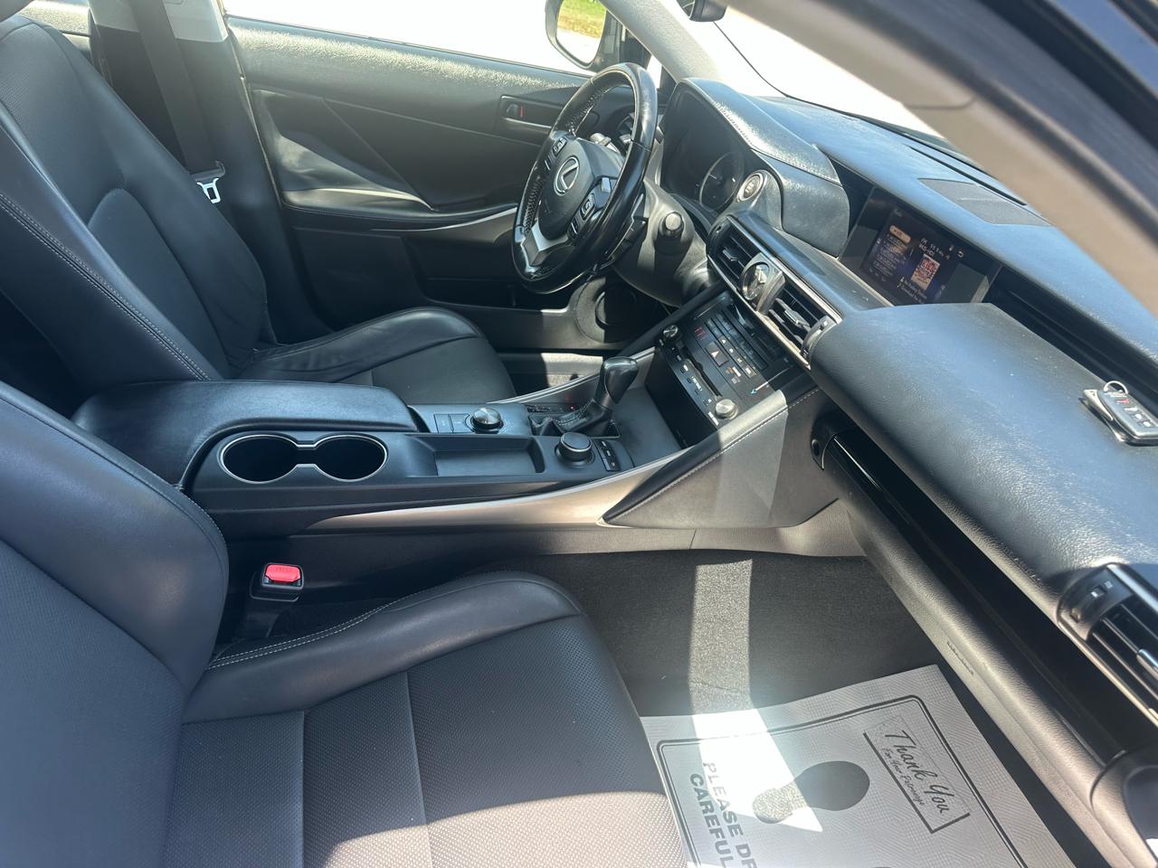 Lexus IS 200t 2017