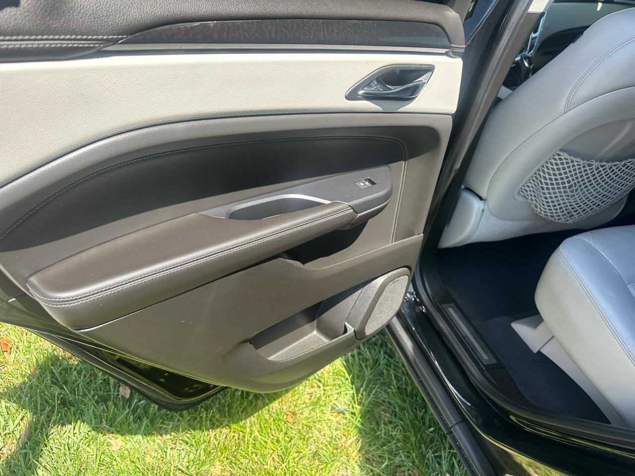 Cadillac SRX Luxury Collection 2013