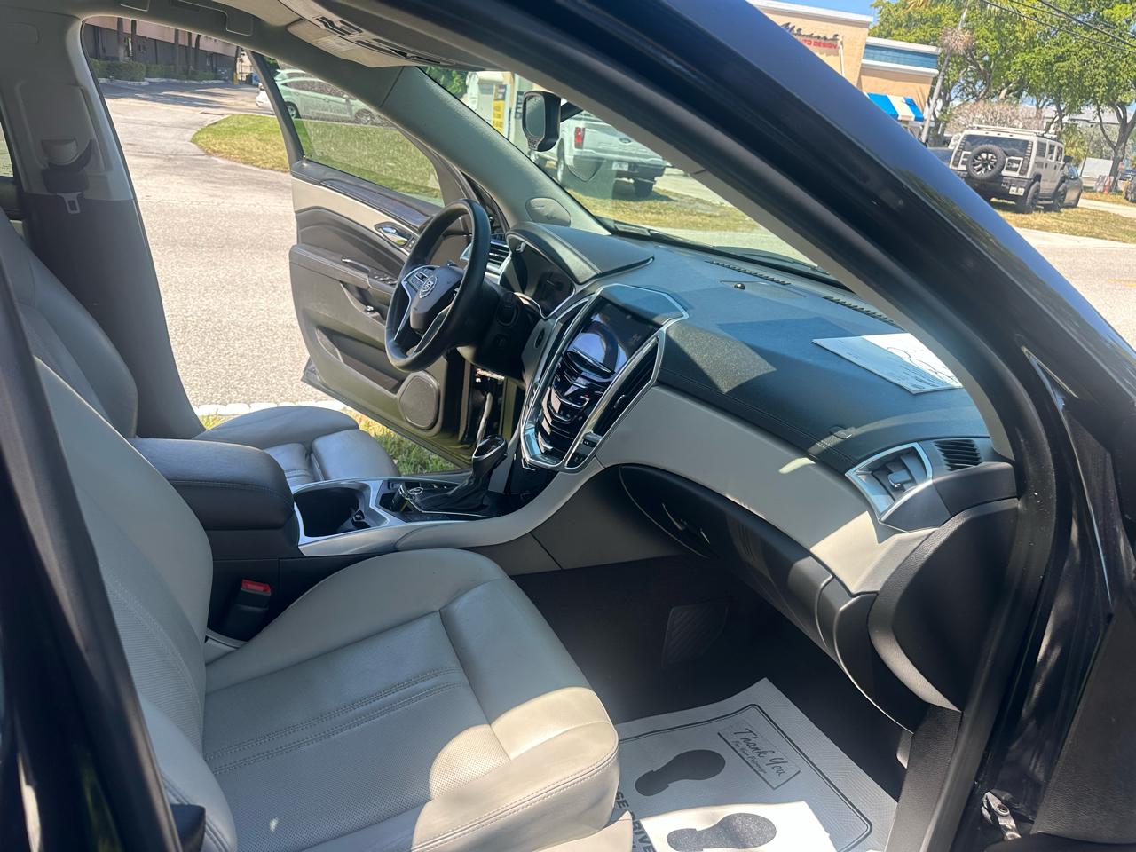 Cadillac SRX Luxury Collection 2013