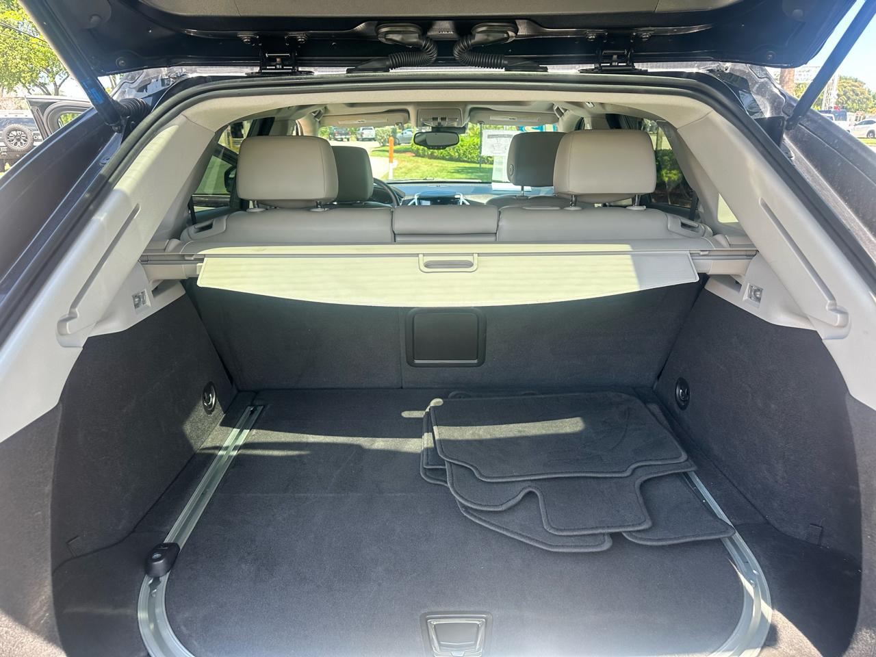 Cadillac SRX Luxury Collection 2013