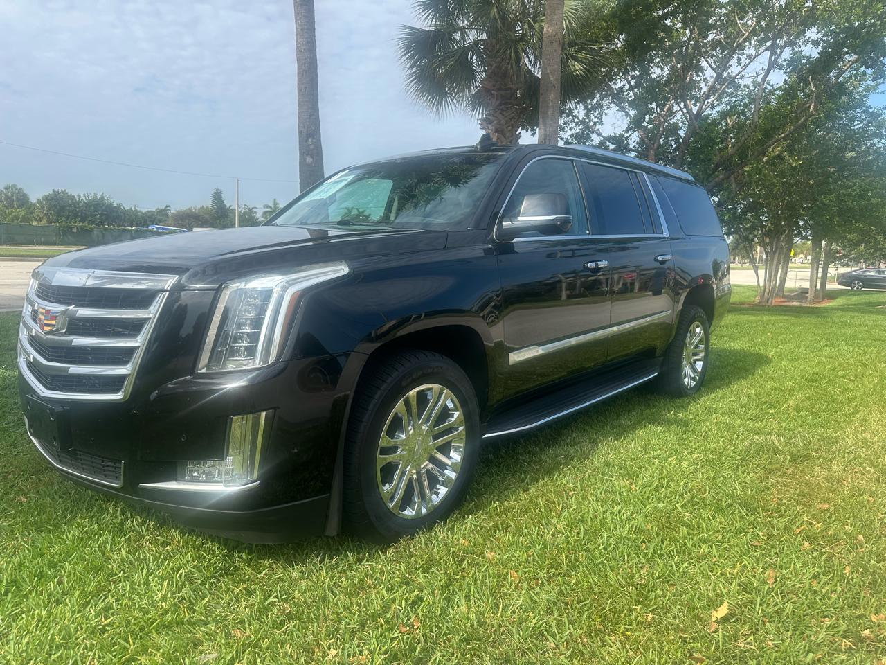 Cadillac Escalade ESV 2WD Standard 2018
