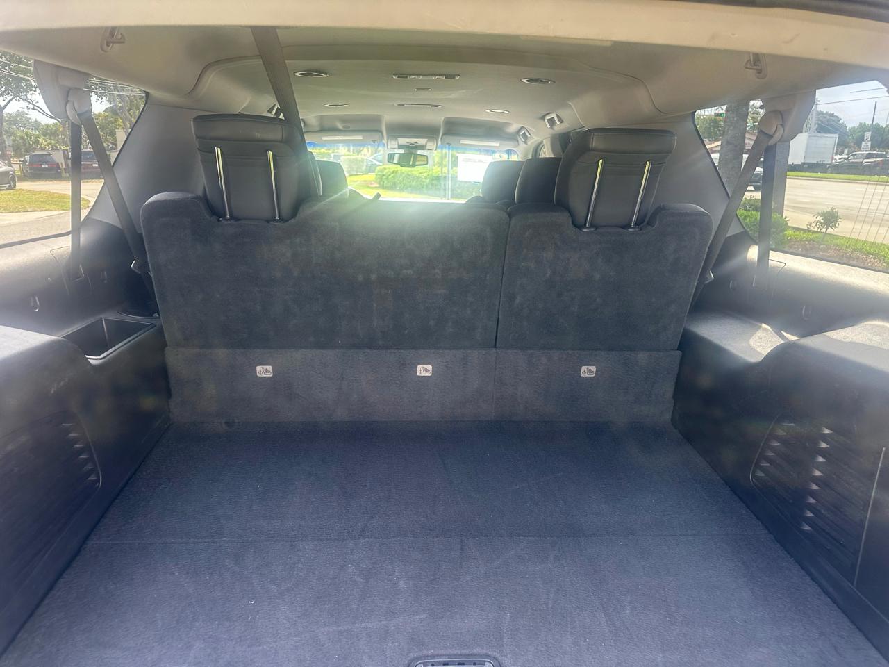 Cadillac Escalade ESV 2WD Standard 2018