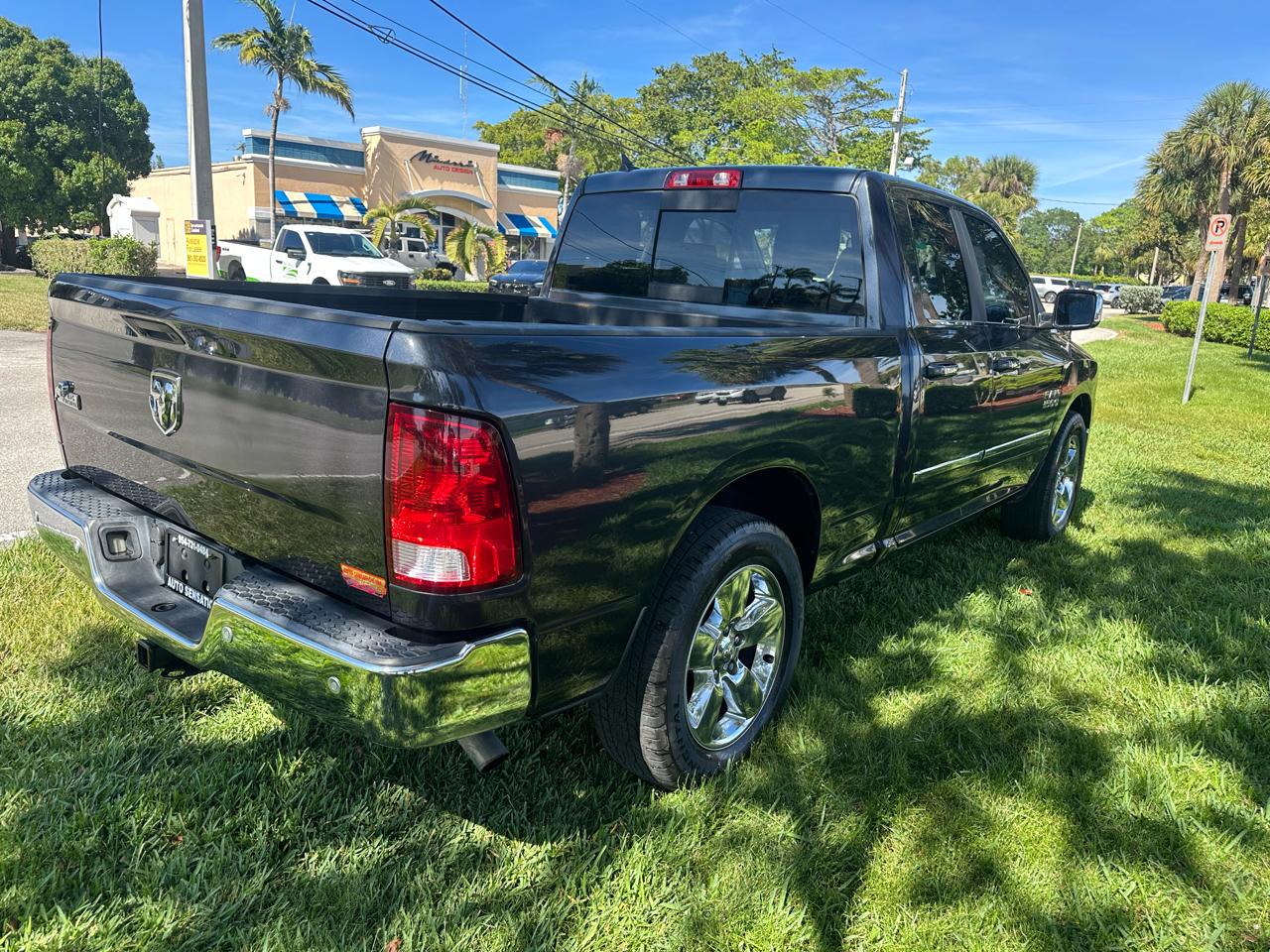 RAM 1500 2WD Quad Cab 140.5" Lone Star 2015