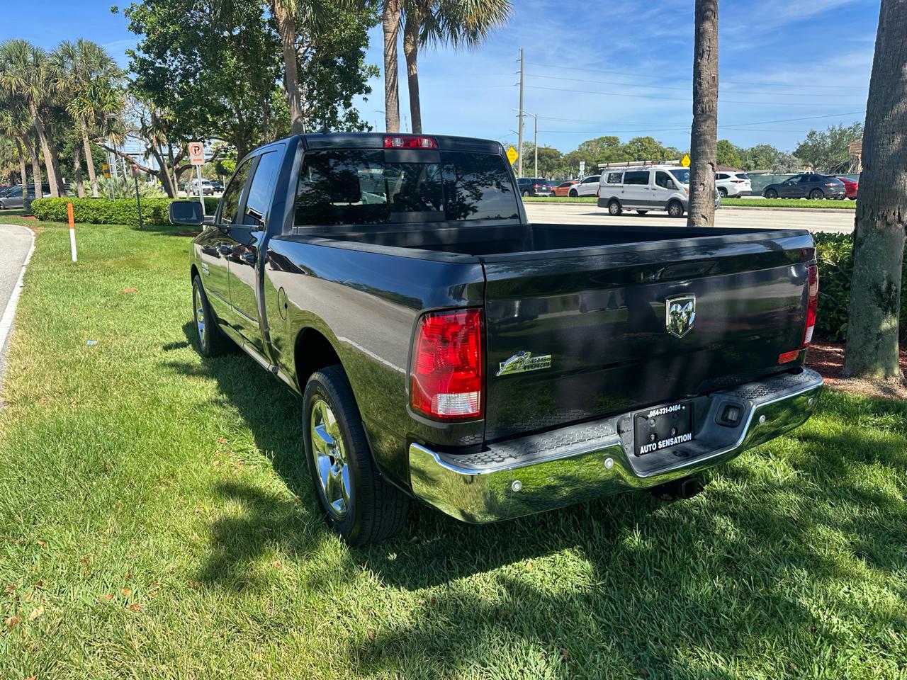 RAM 1500 2WD Quad Cab 140.5" Lone Star 2015