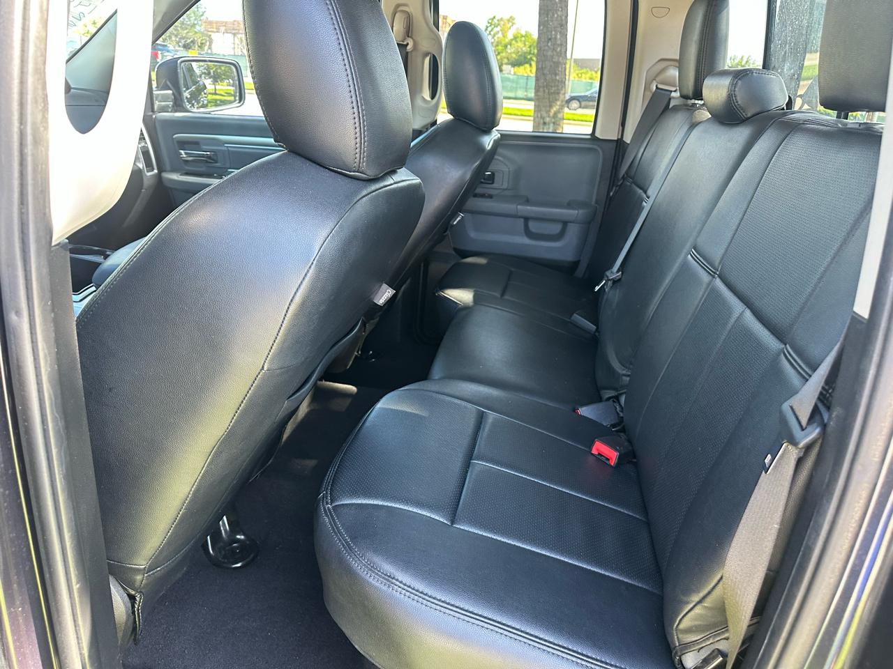 RAM 1500 2WD Quad Cab 140.5" Lone Star 2015