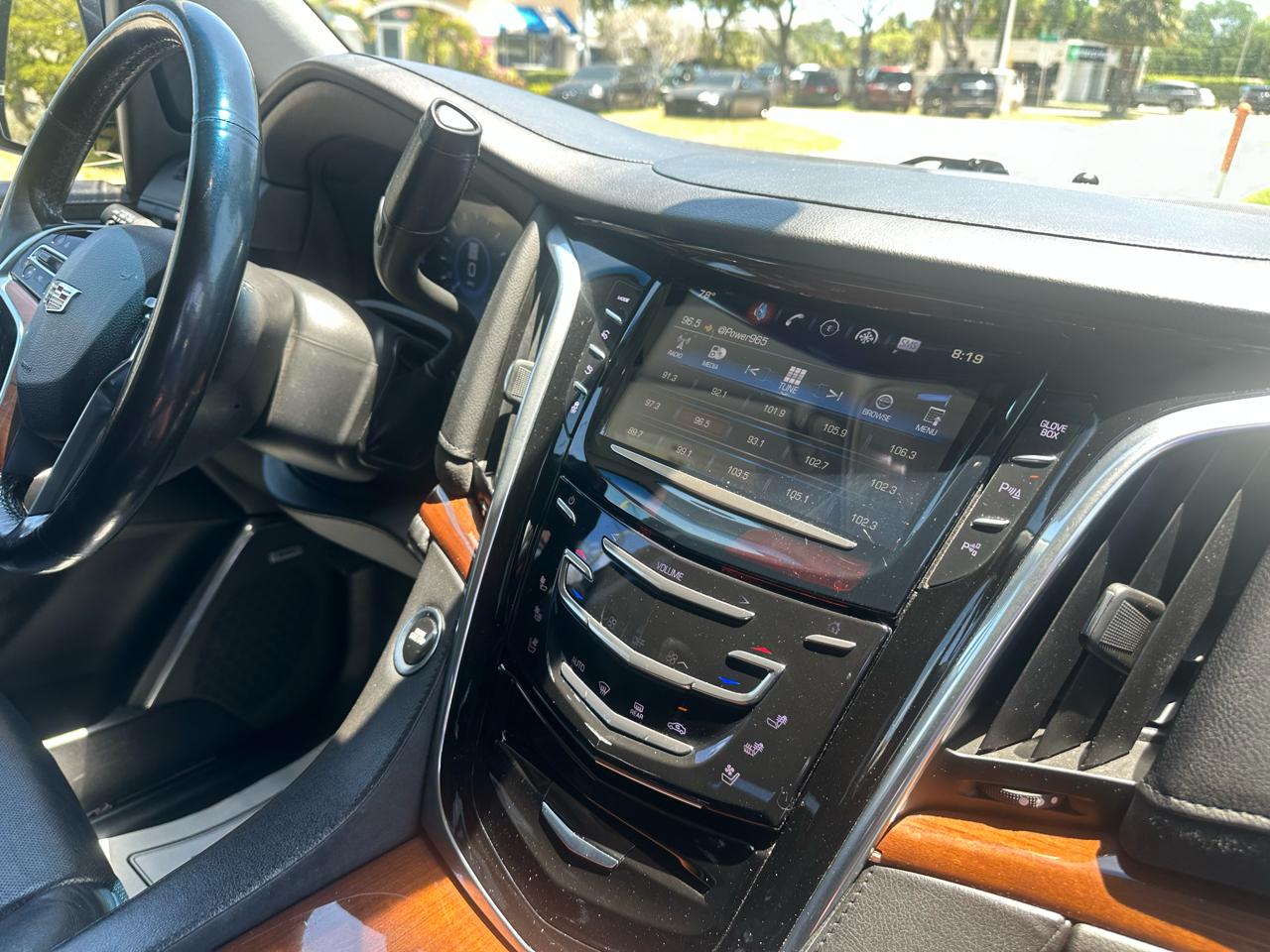 Cadillac Escalade ESV 2WD Standard 2018