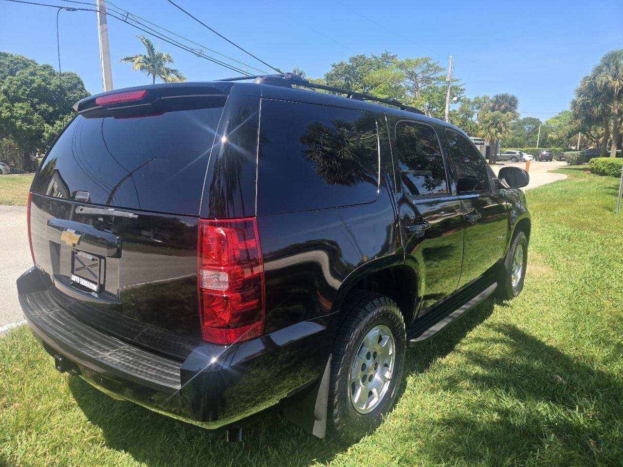 Chevrolet Tahoe LS 2WD 2013