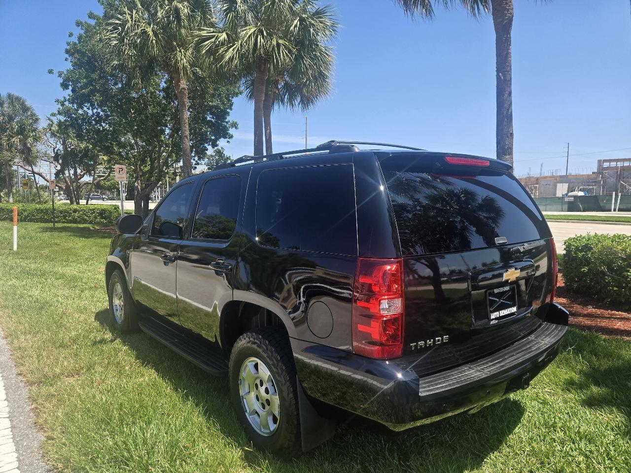 Chevrolet Tahoe LS 2WD 2013