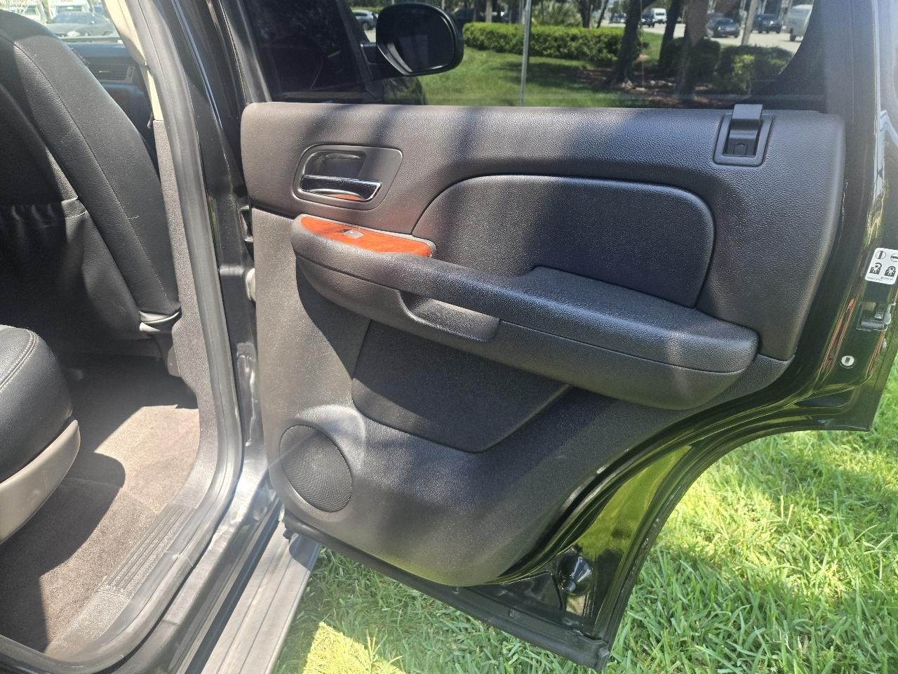 Chevrolet Tahoe LS 2WD 2013