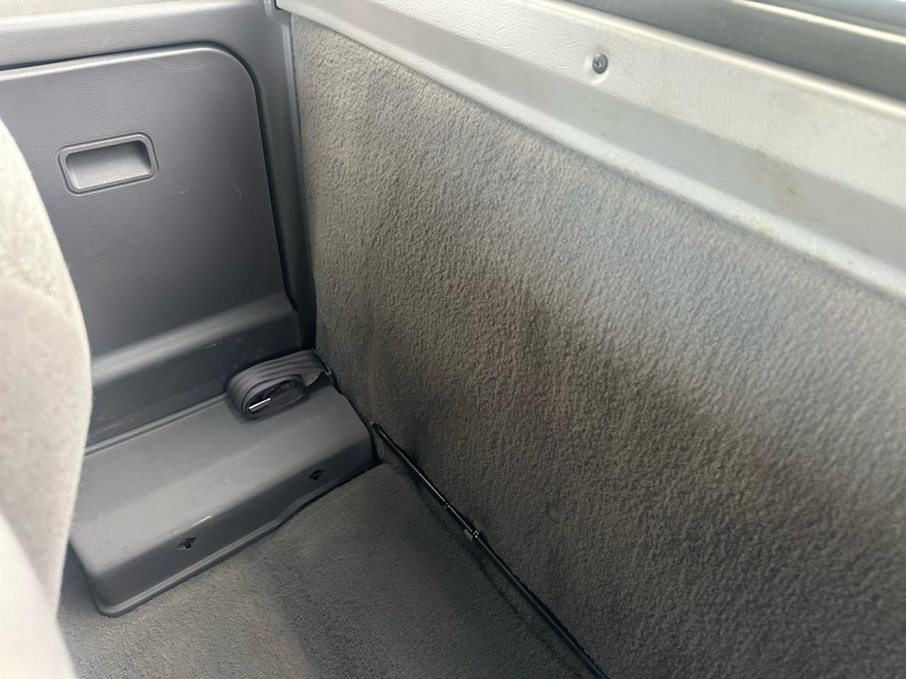 Nissan Frontier LE Crew Cab 2WD 2000
