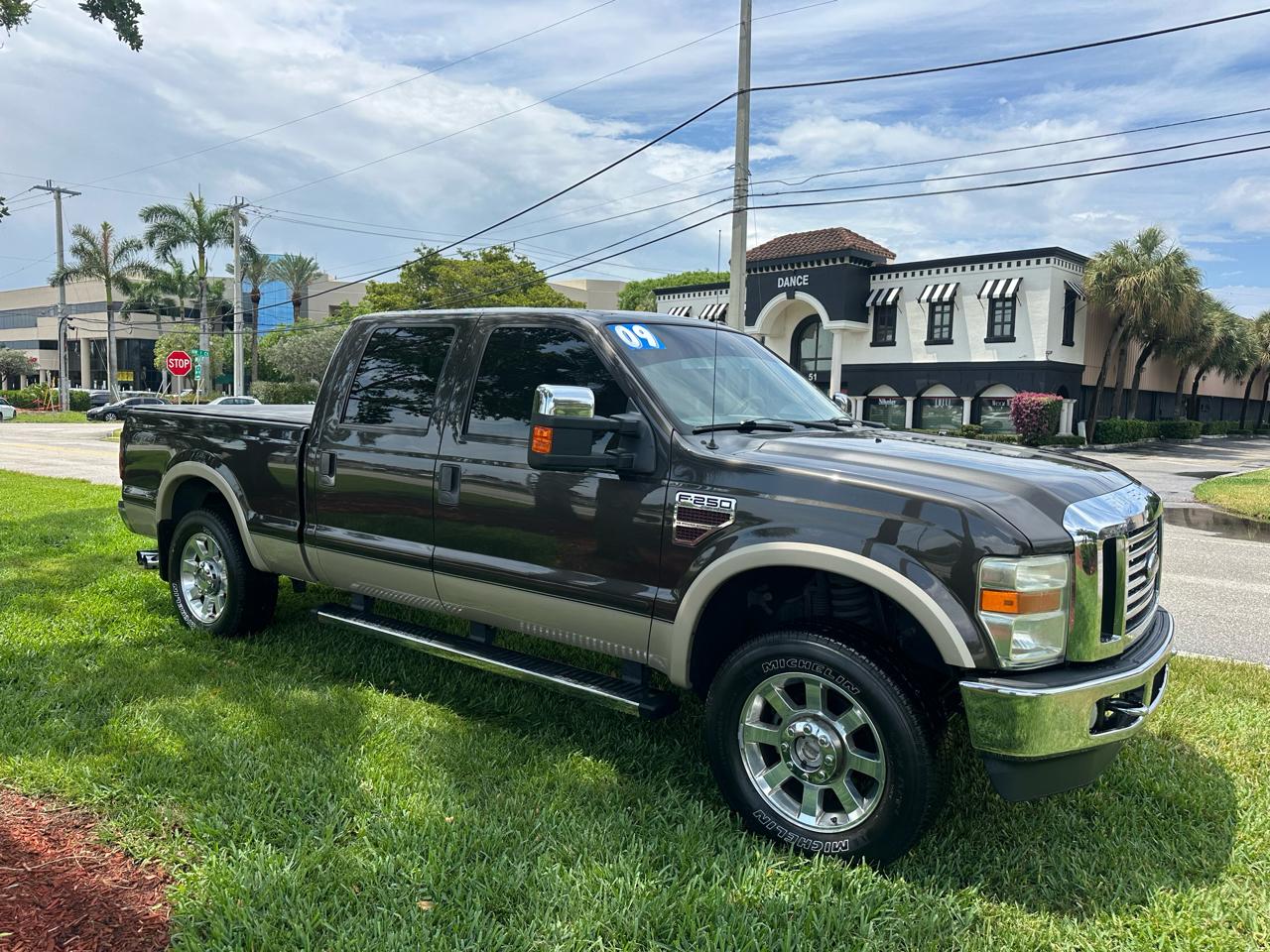Ford F-250 SD XLT Crew Cab Long Bed 4WD 2009