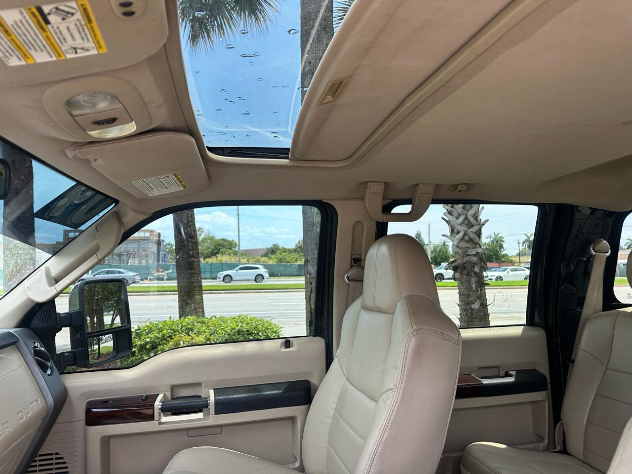 Ford F-250 SD XLT Crew Cab Long Bed 4WD 2009