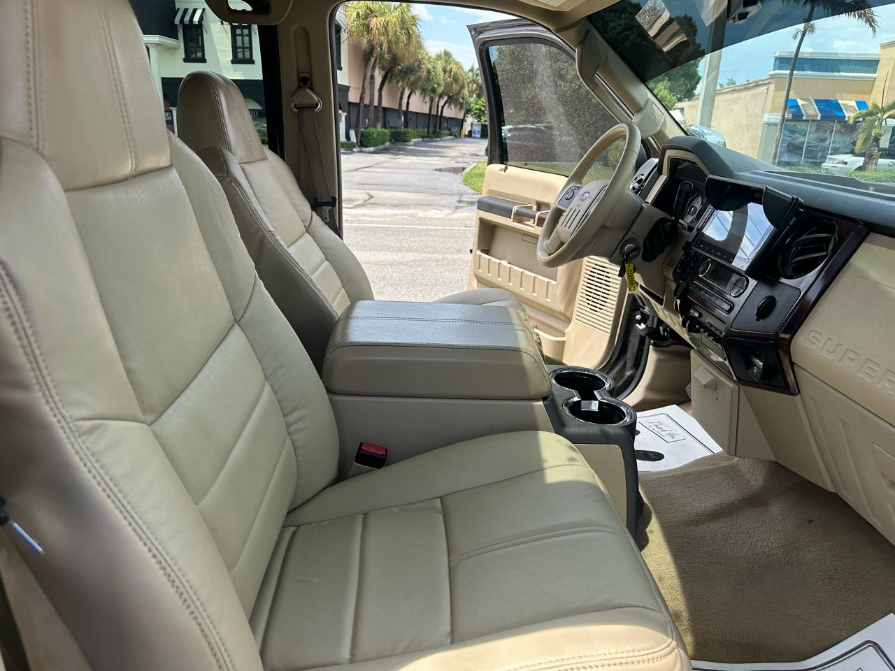 Ford F-250 SD XLT Crew Cab Long Bed 4WD 2009