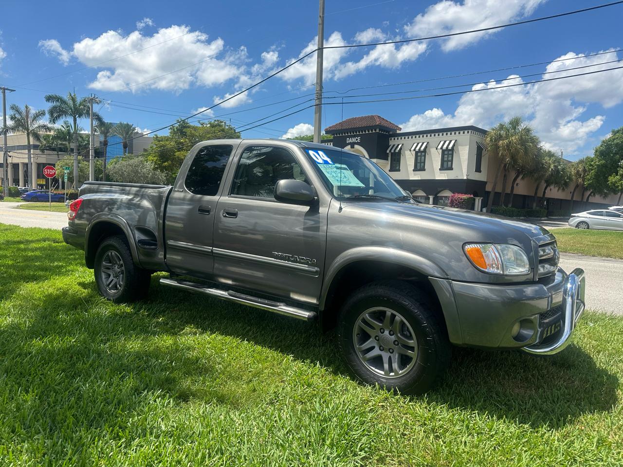 Toyota Tundra Limited Access Cab 2WD 2004