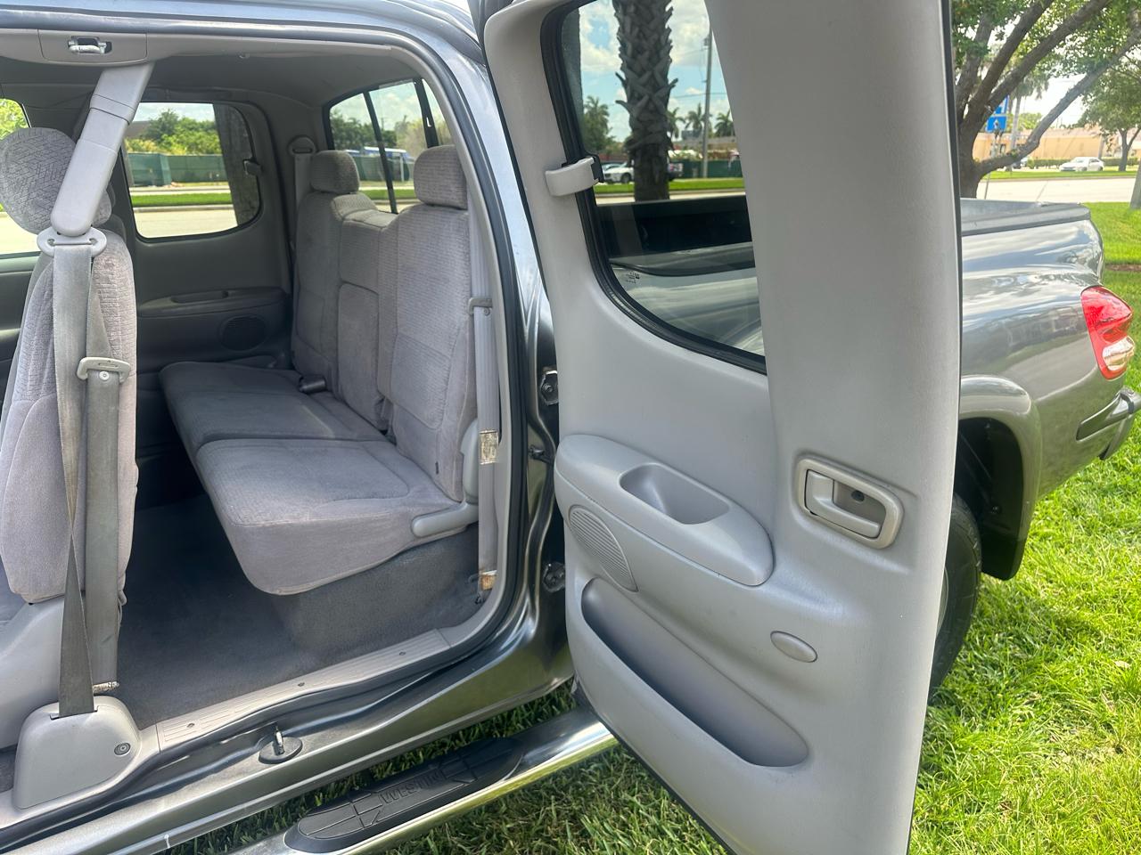 Toyota Tundra Limited Access Cab 2WD 2004