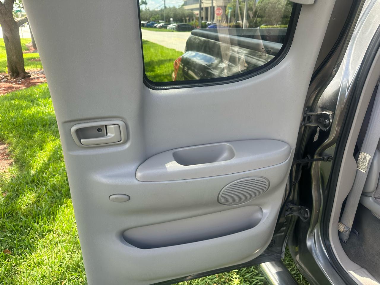 Toyota Tundra Limited Access Cab 2WD 2004