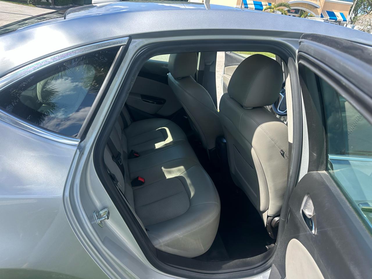 Buick Verano Base 2013