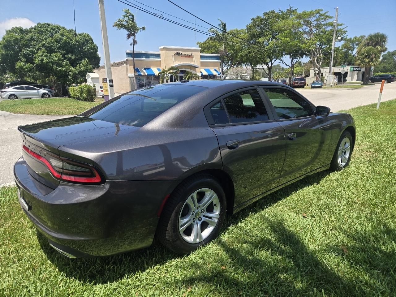 Dodge Charger SXT 2020