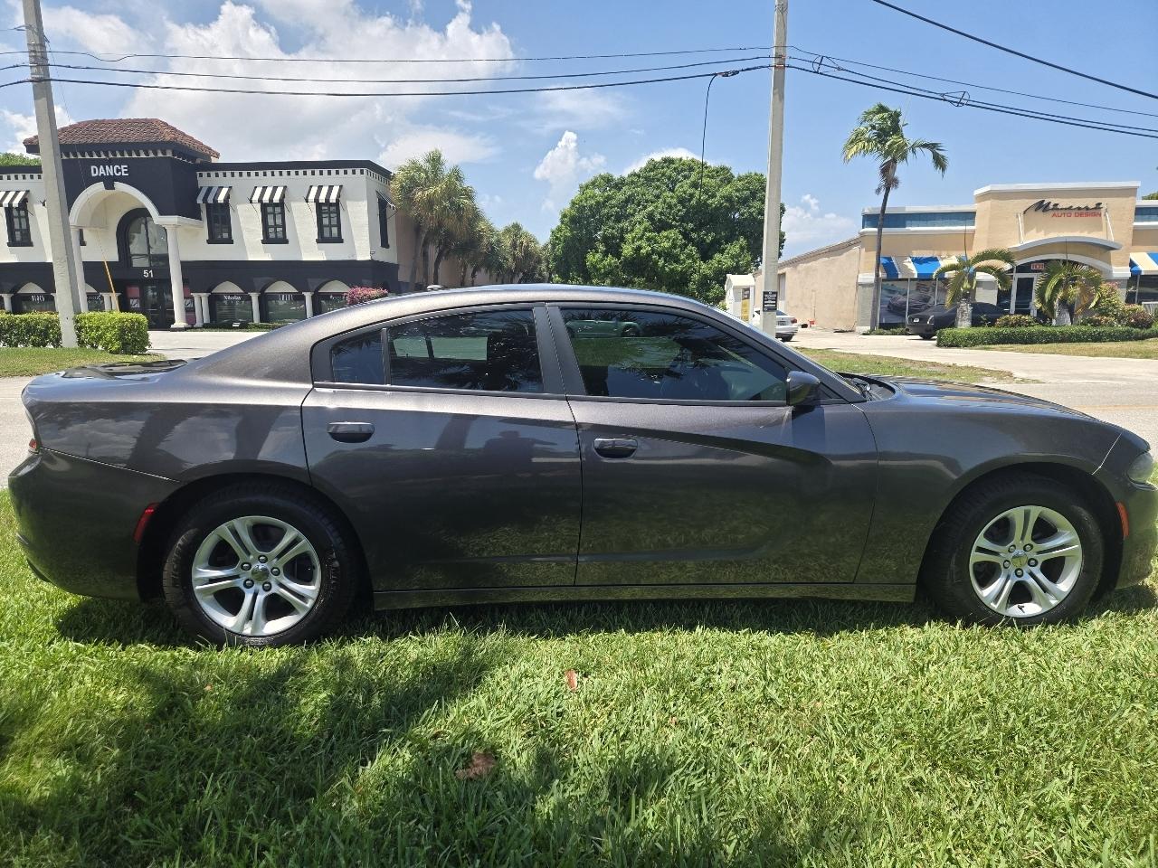 Dodge Charger SXT 2020