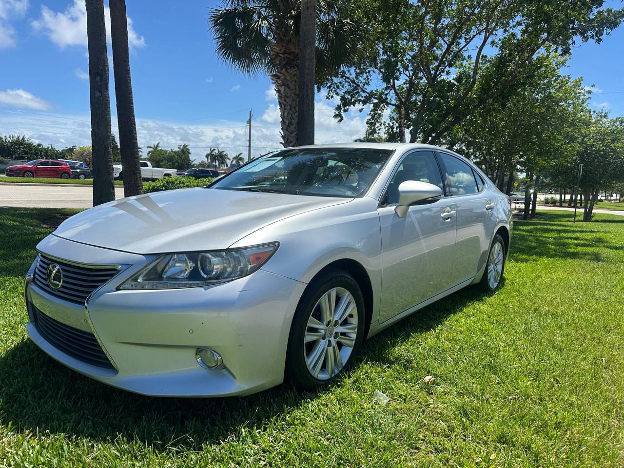Lexus ES 350 Sedan 2013