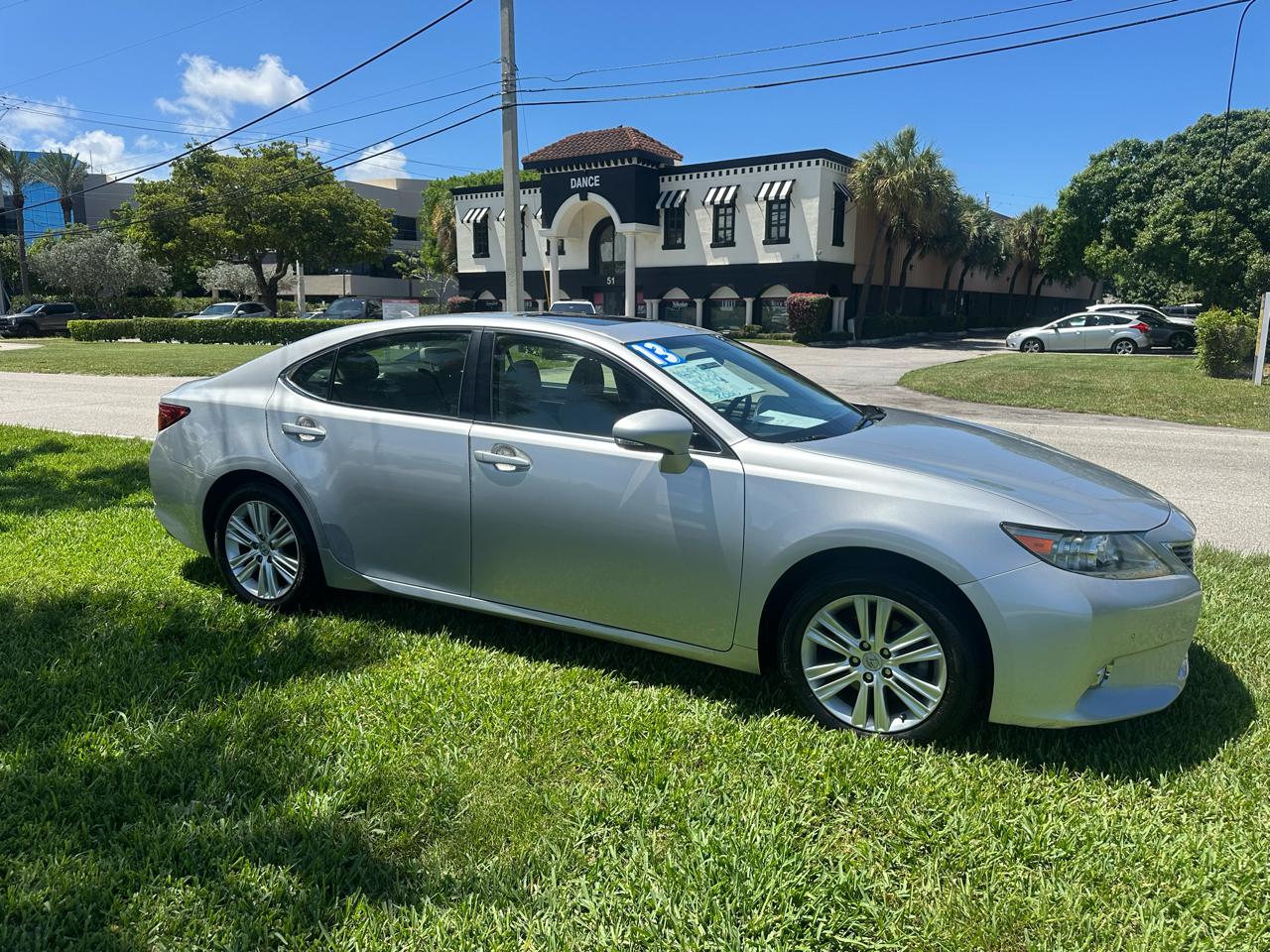 Lexus ES 350 Sedan 2013