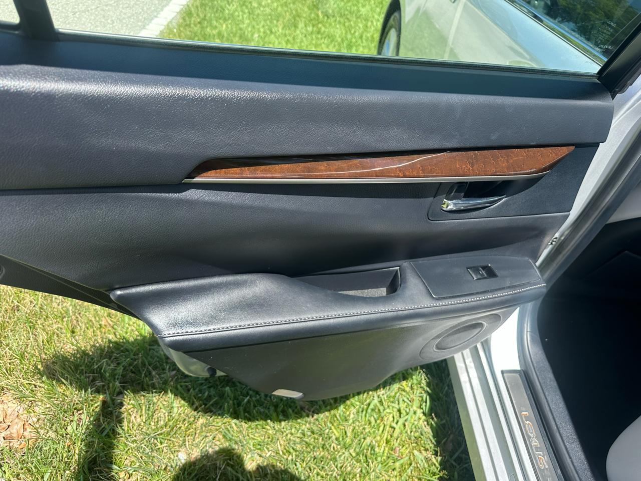 Lexus ES 350 Sedan 2013