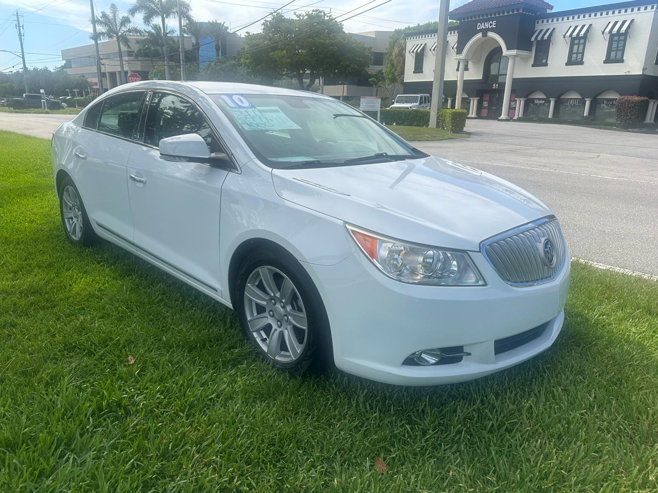 Buick LaCrosse CXL FWD 2010