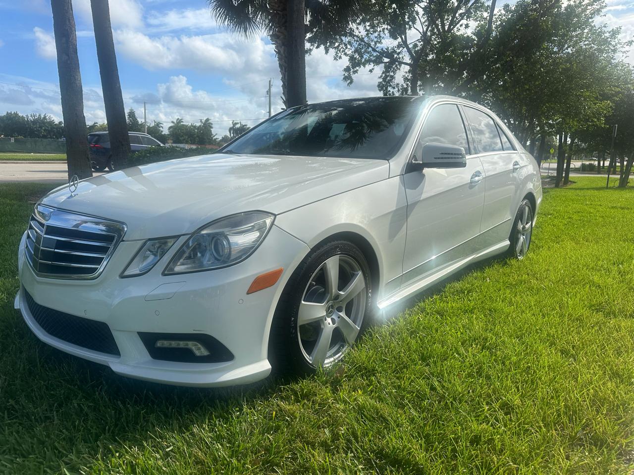 Mercedes-Benz E-Class E350 Sedan 2010