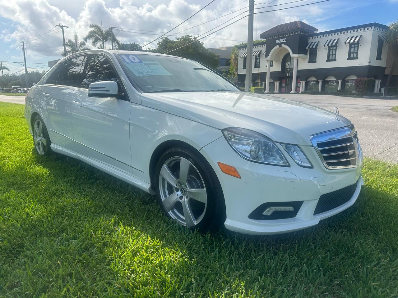 Mercedes-Benz E-Class E350 Sedan 2010