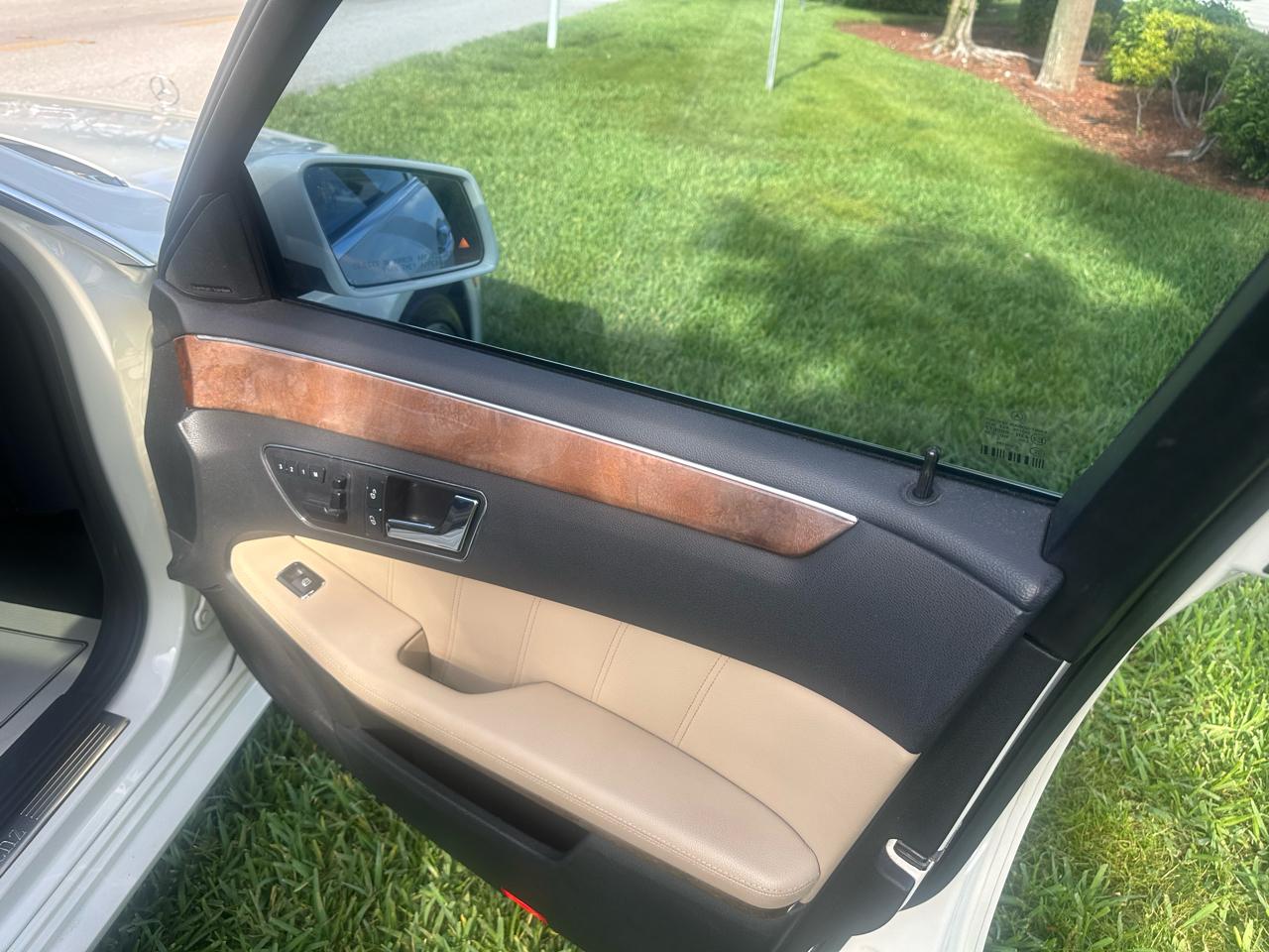 Mercedes-Benz E-Class E350 Sedan 2010