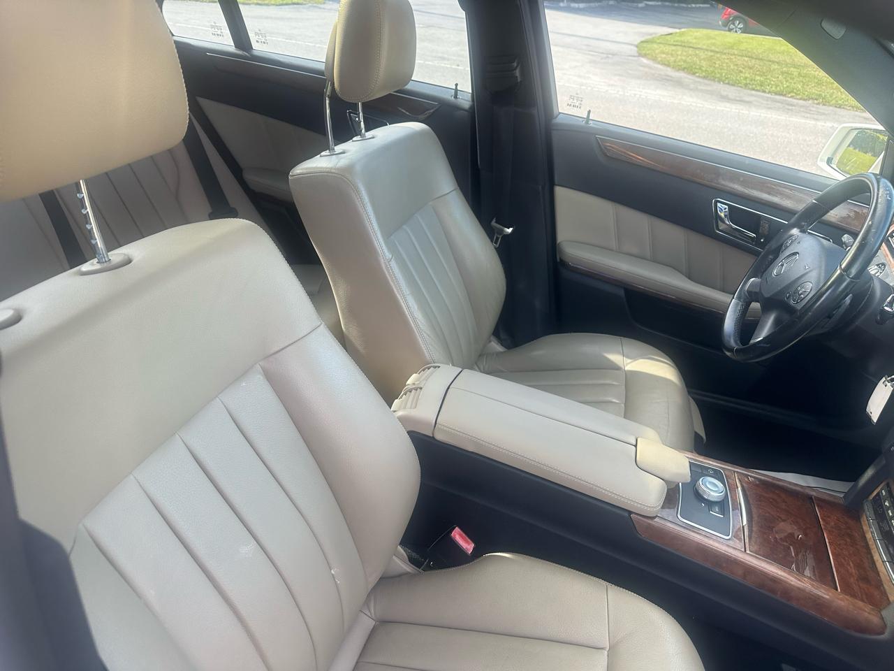 Mercedes-Benz E-Class E350 Sedan 2010