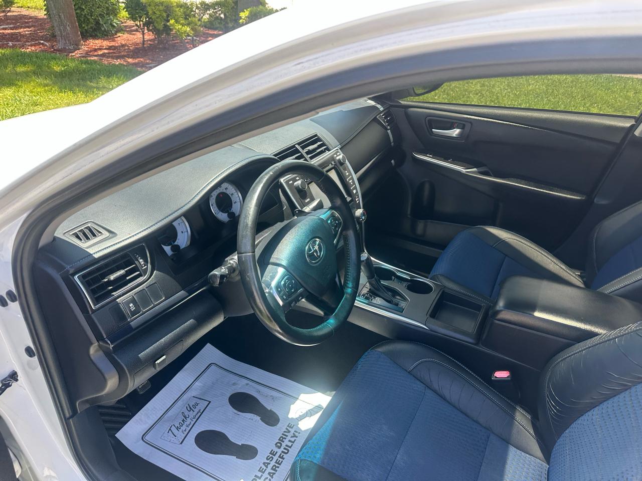 Toyota Camry XLE 2016