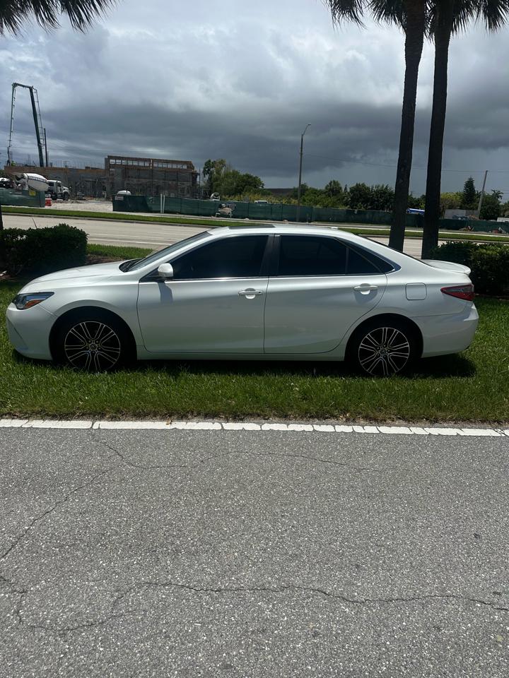 Toyota Camry XLE 2016