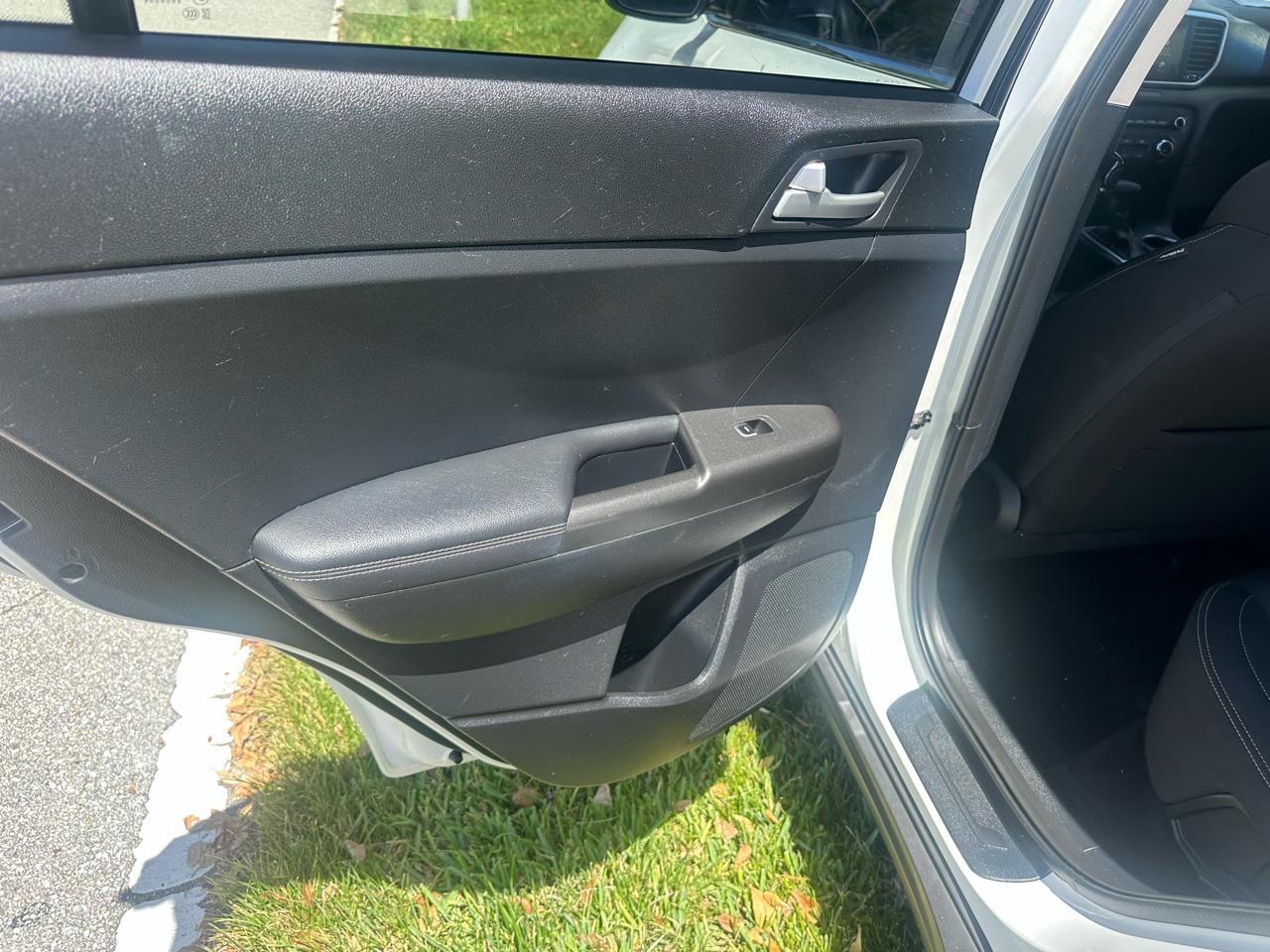 Kia Sportage LX FWD 2020