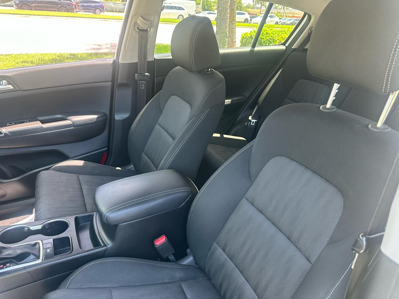 Kia Sportage LX FWD 2020