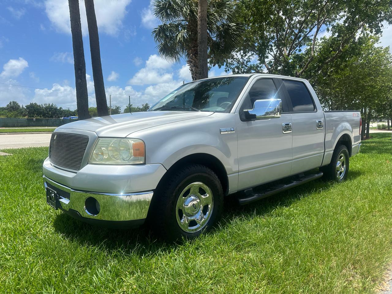 Ford F-150 2WD Supercab 163" XLT 2006