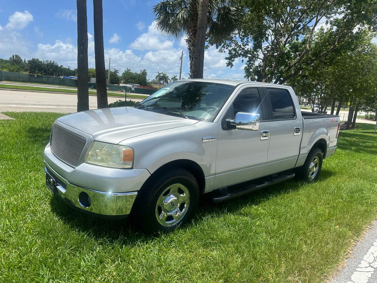Ford F-150 2WD Supercab 163" XLT 2006
