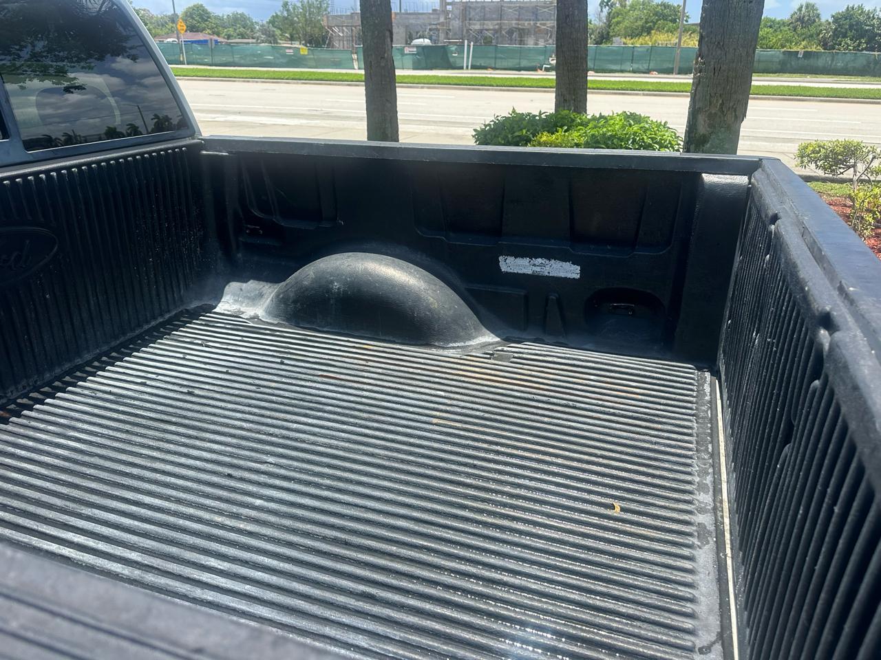 Ford F-150 2WD Supercab 163" XLT 2006