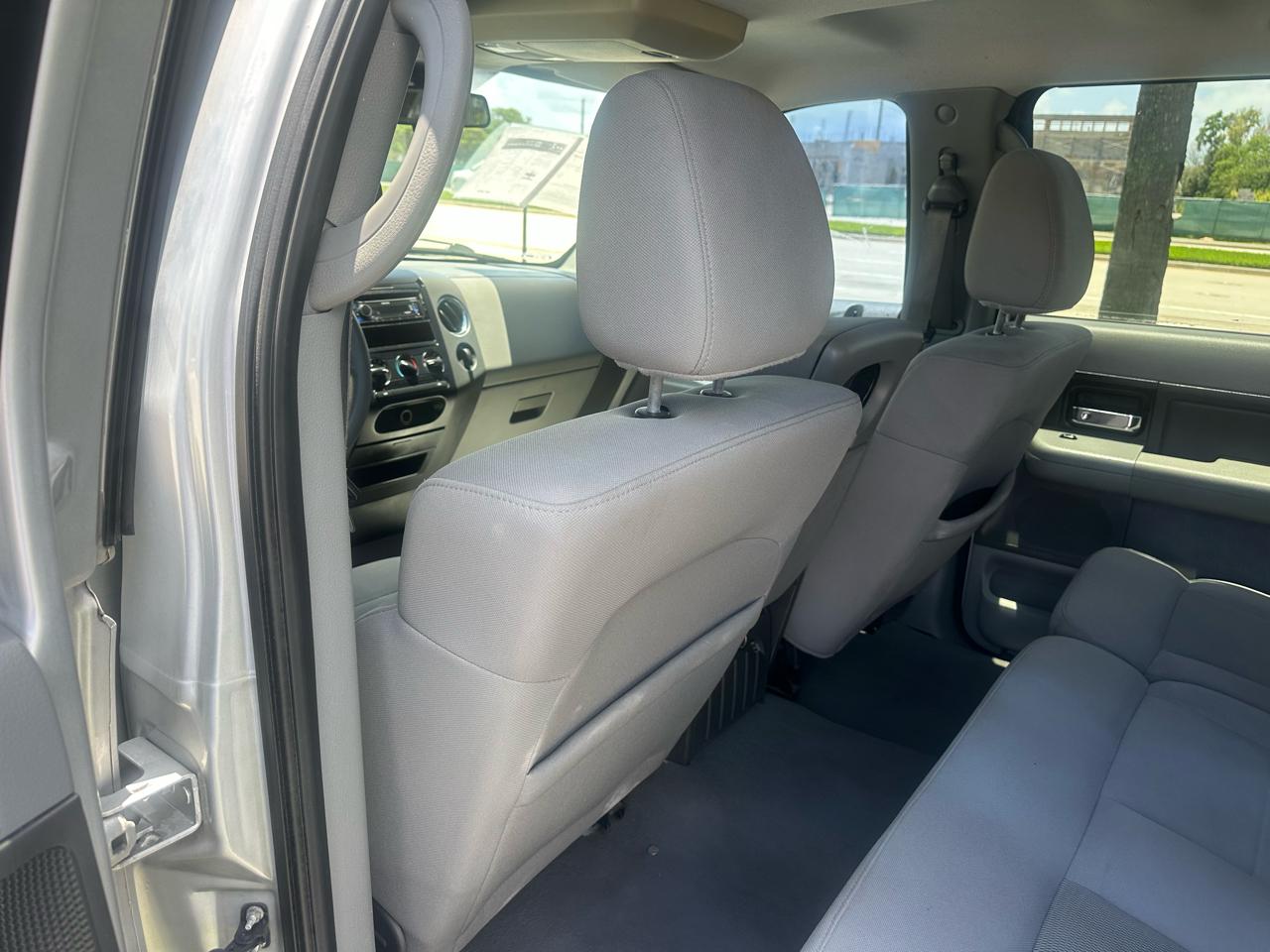 Ford F-150 2WD Supercab 163" XLT 2006