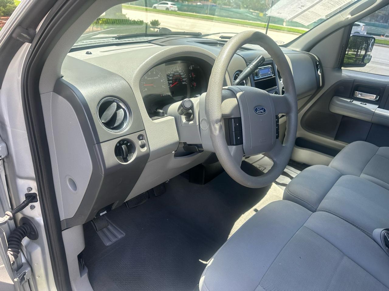 Ford F-150 2WD Supercab 163" XLT 2006