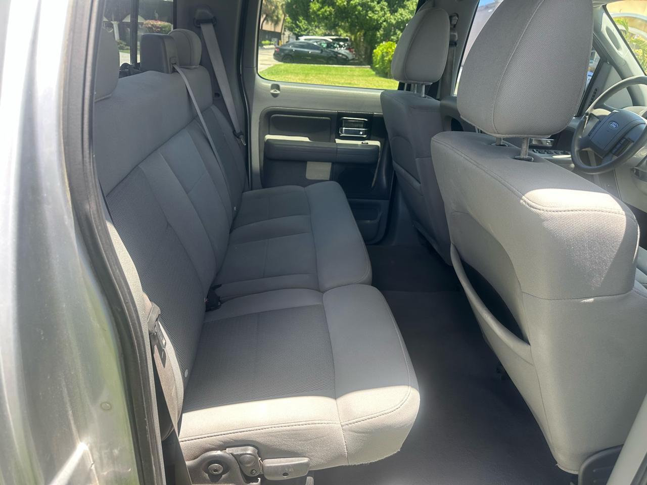 Ford F-150 2WD Supercab 163" XLT 2006