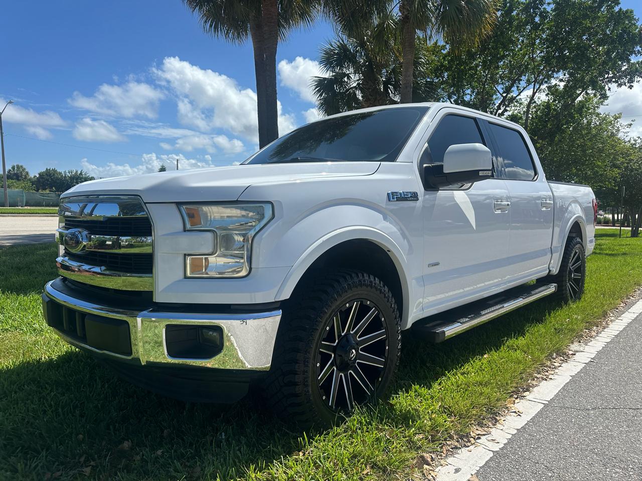 Ford F-150 2WD SuperCrew 139" Lariat 2015