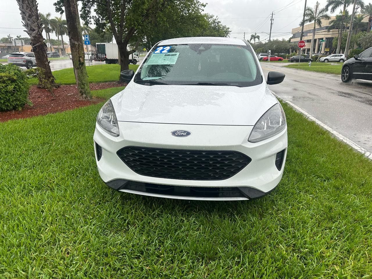 Ford Escape S 2022