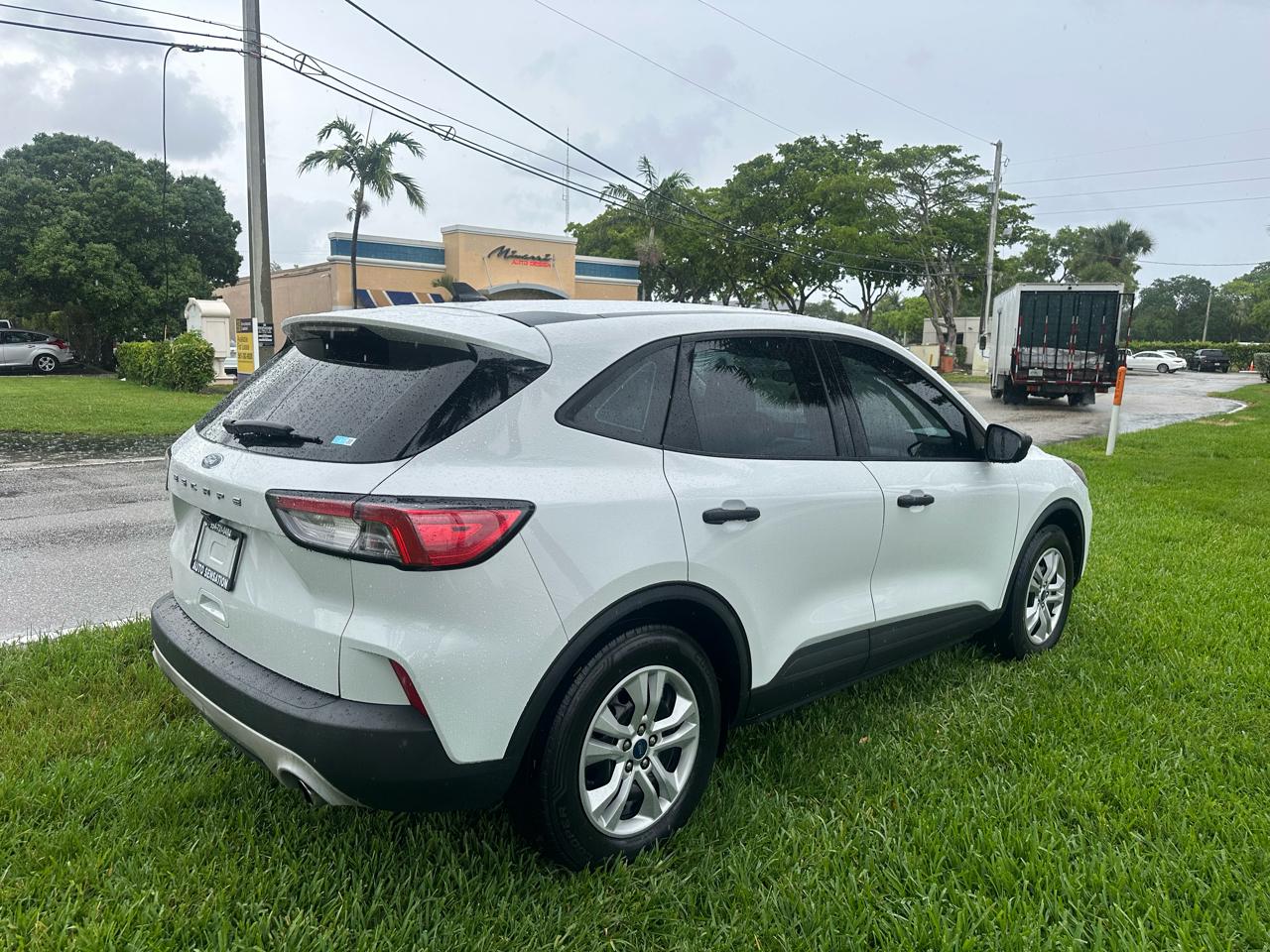 Ford Escape S 2022