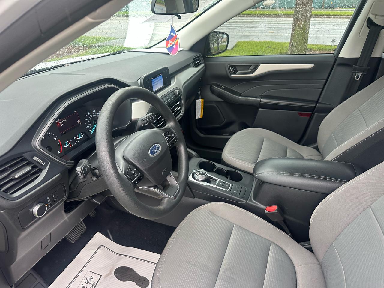 Ford Escape S 2022