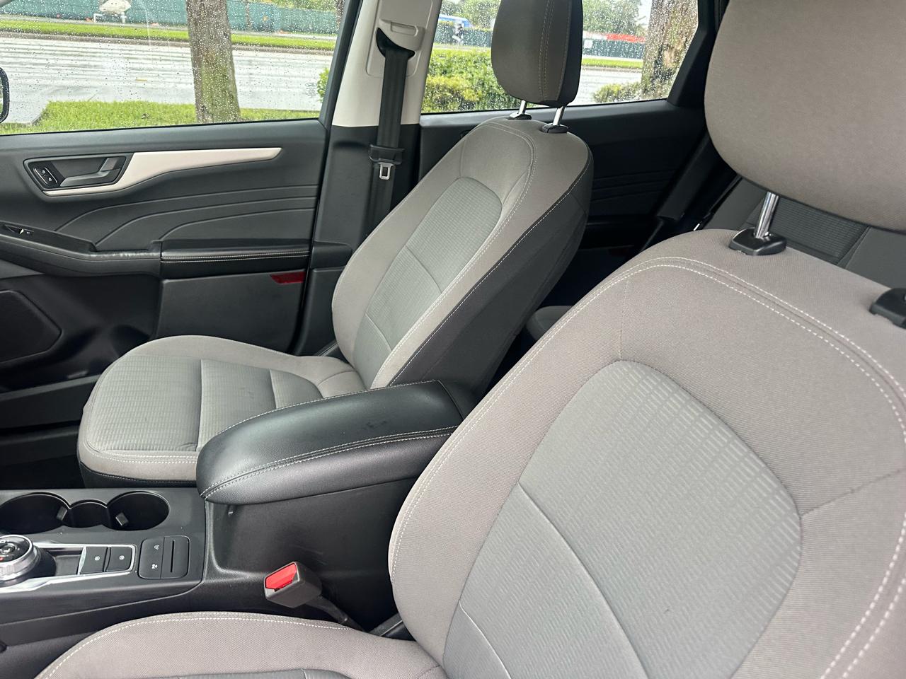 Ford Escape S 2022