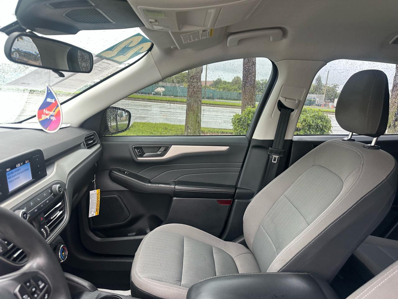 Ford Escape S 2022
