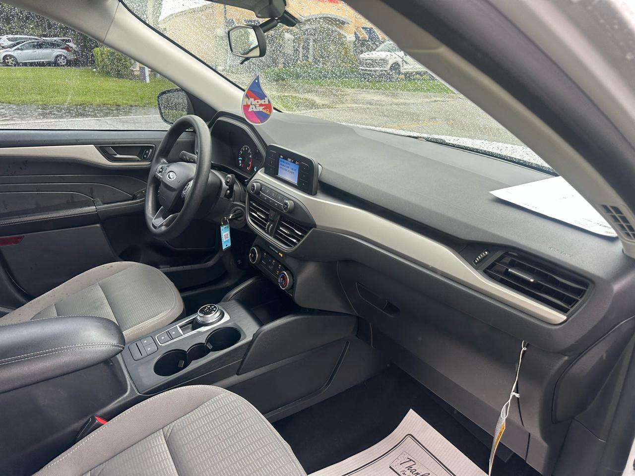 Ford Escape S 2022