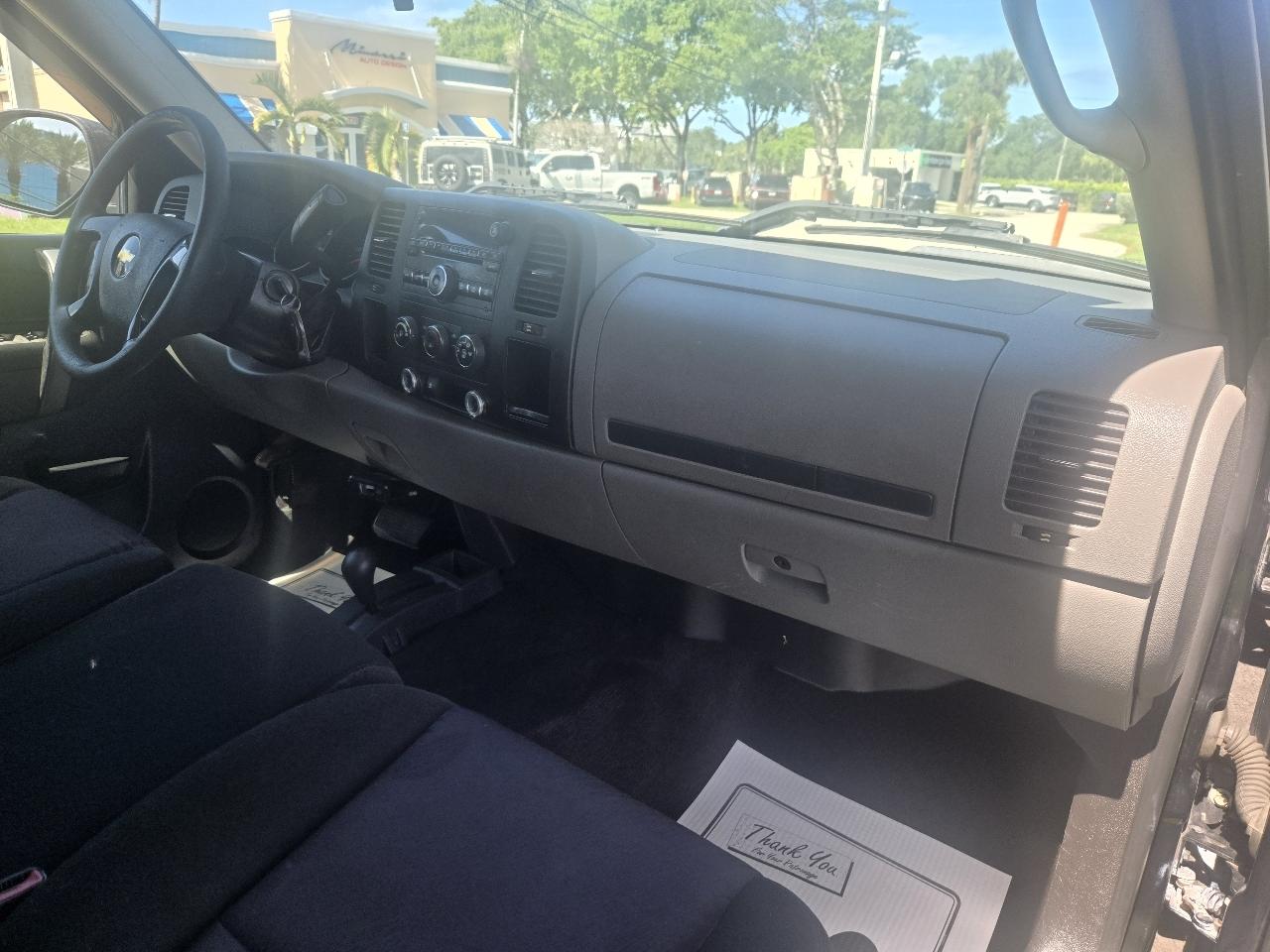 Chevrolet Silverado 1500 4WD Double Cab 143.5" LT w/1LT 2011